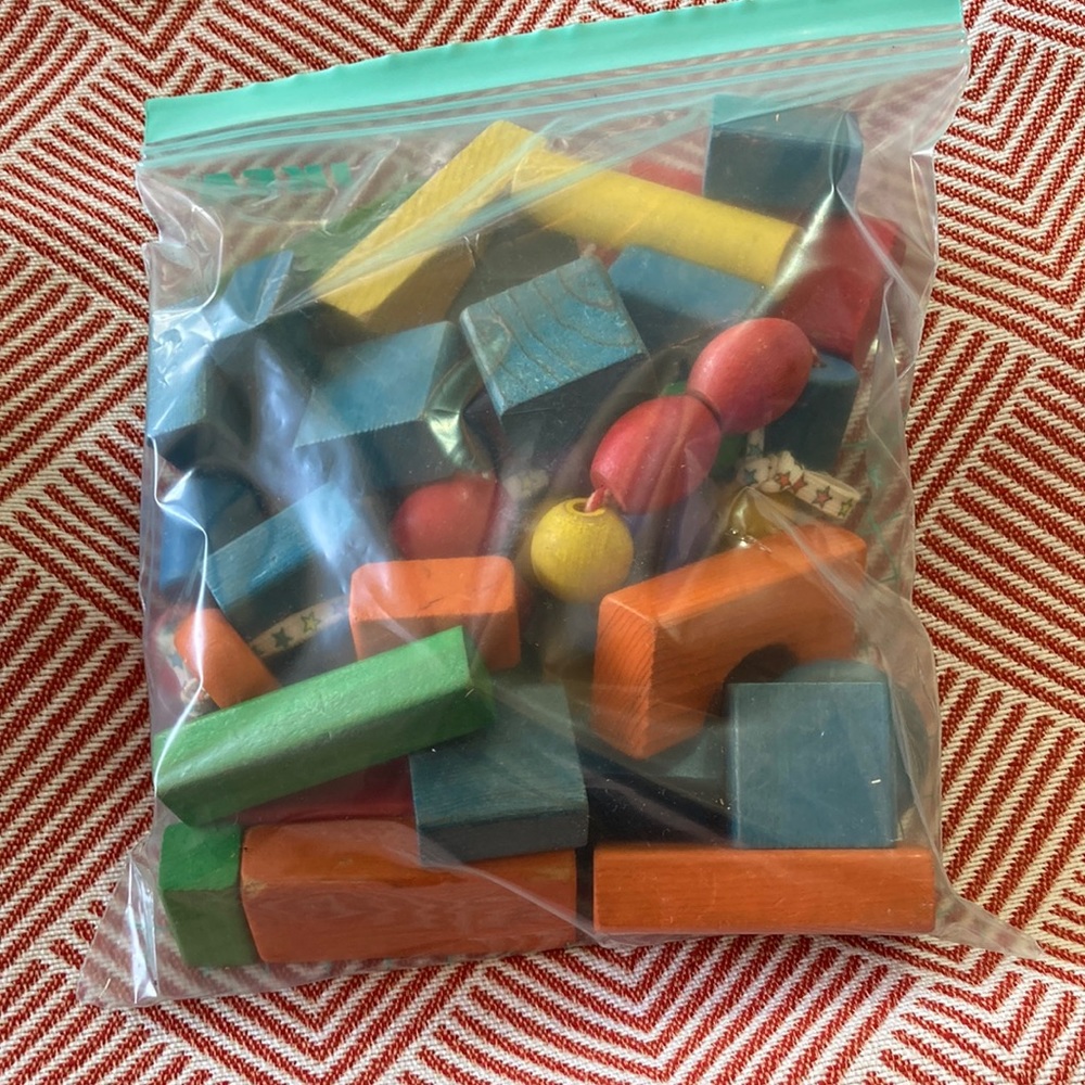 Mixed vintage antique wood building blocks and lacing beads
